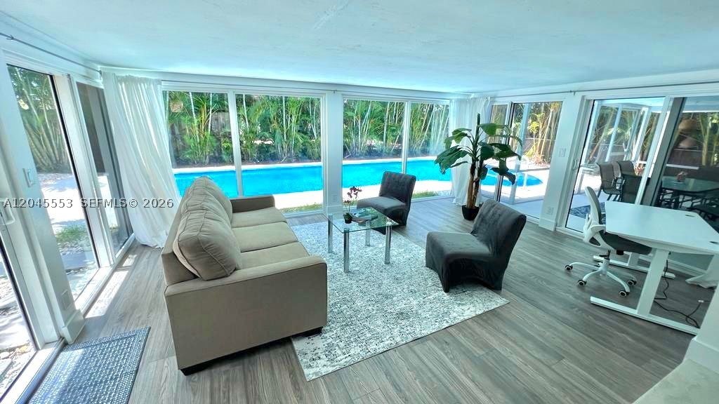 SILVER SHORES SEC OF LAUD - Residential