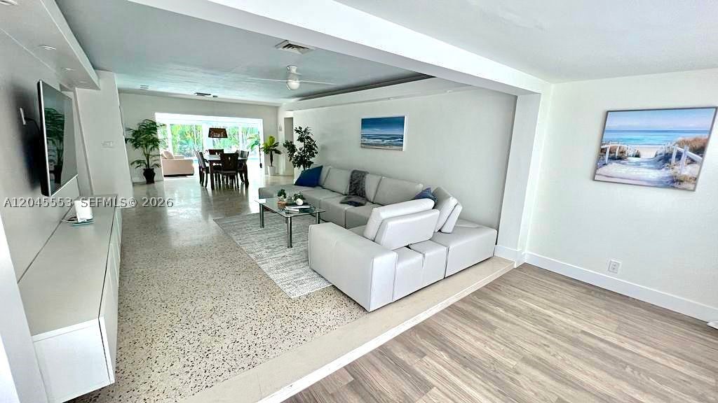 SILVER SHORES SEC OF LAUD - Residential