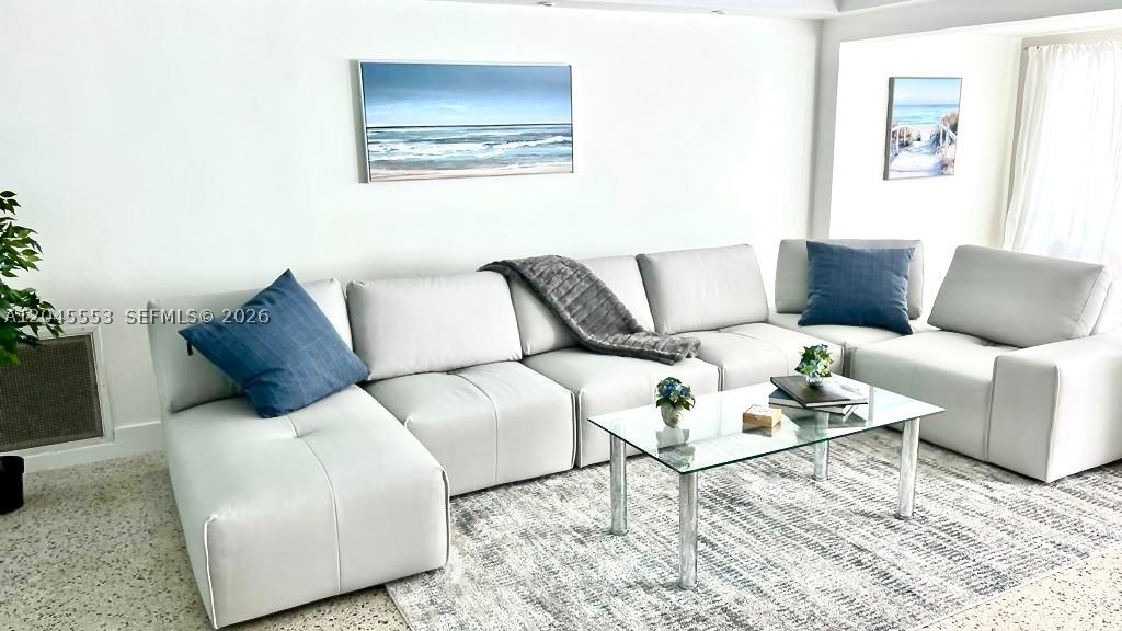 SILVER SHORES SEC OF LAUD - Residential