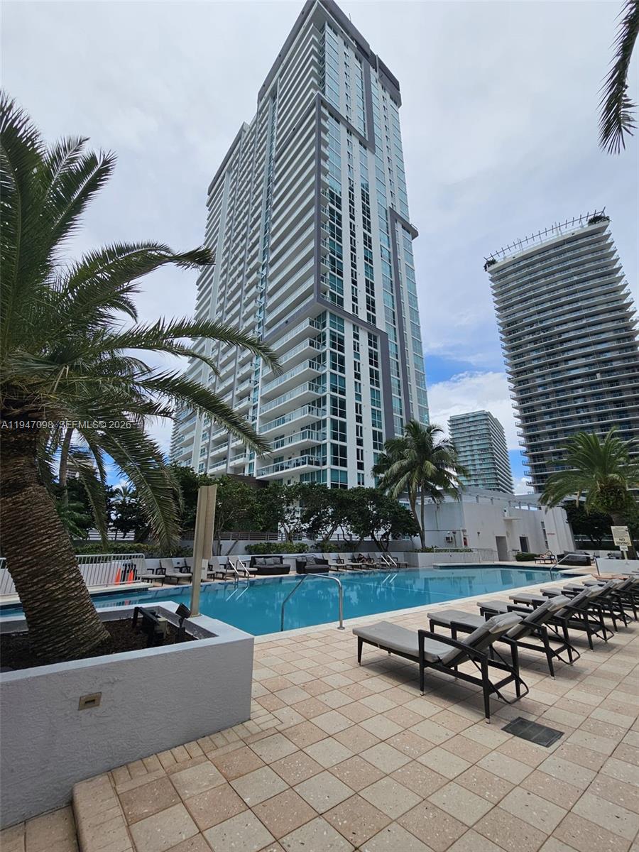 1060 BRICKELL CONDO - Residential