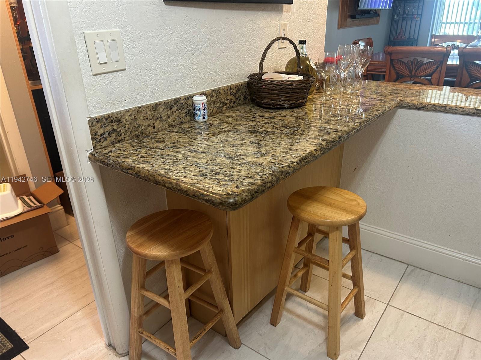 HOLLYBROOK GOLF AND - Residential