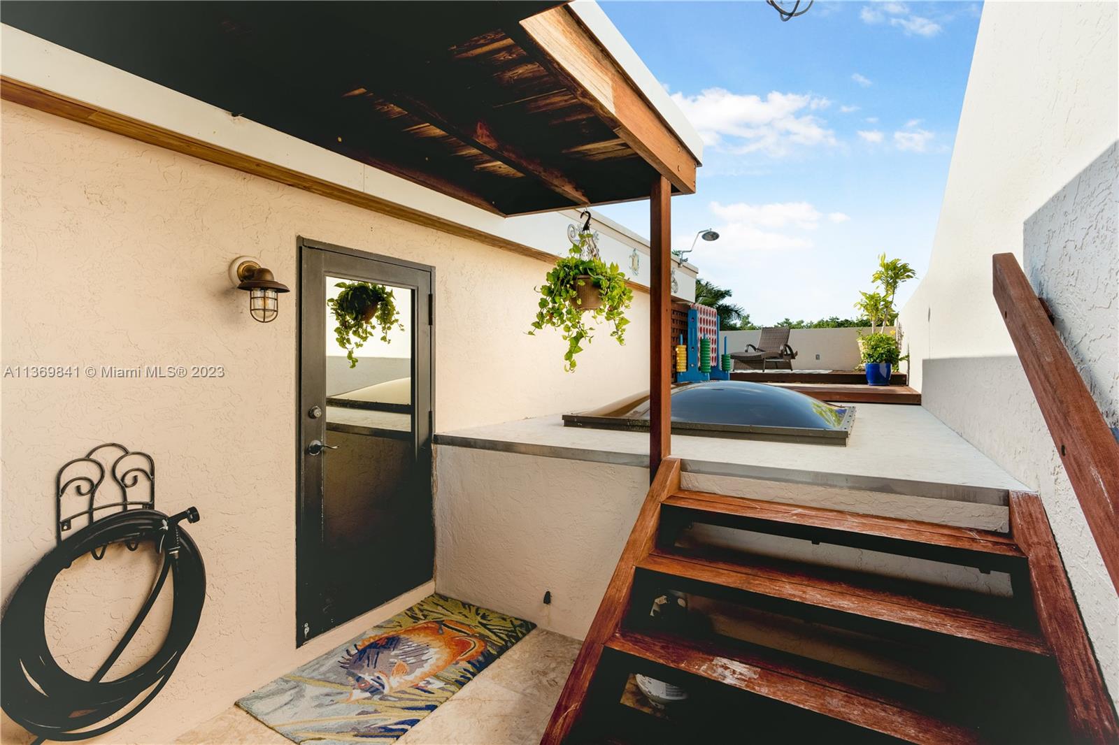 ROYAL HARBOUR YACHT CLUB - Residential