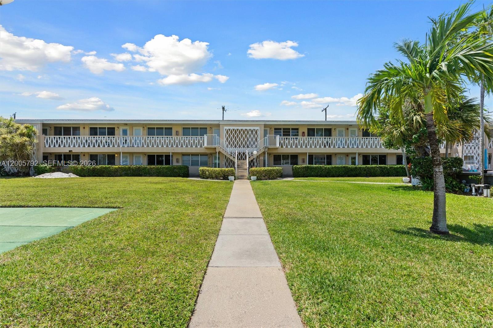 BERKELEY DIPLOMAT CO-OP - Residential