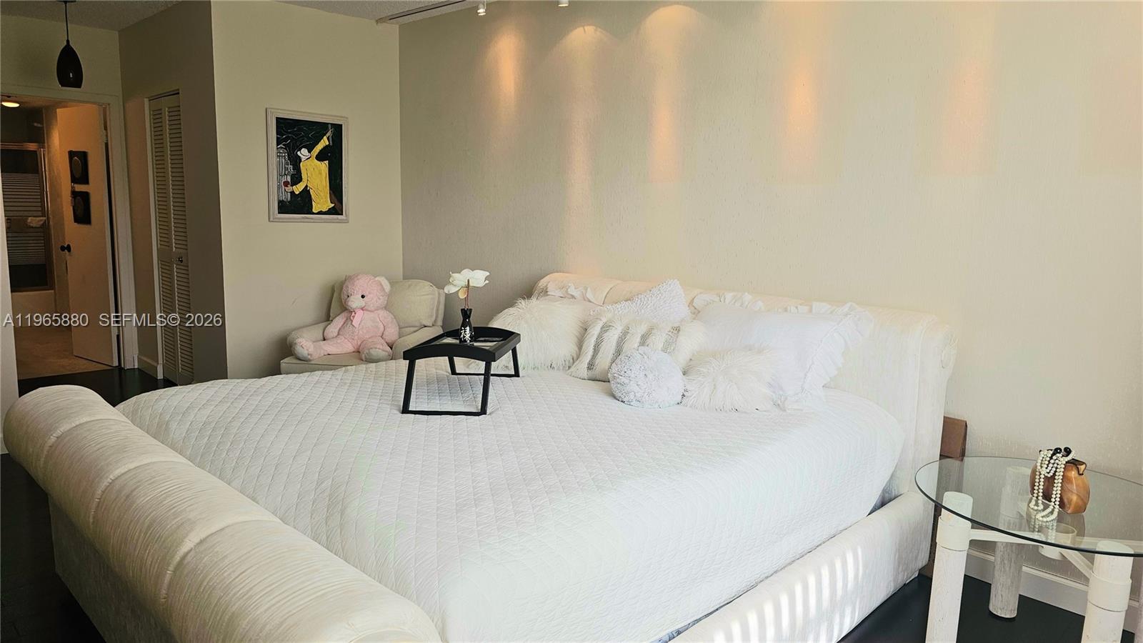 HEMISPHERES CONDO - Residential