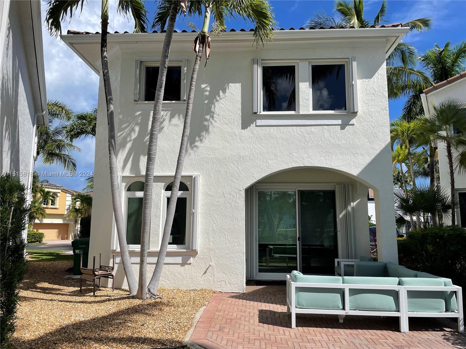 AVENTURA LAKES PHASE 1 - Residential