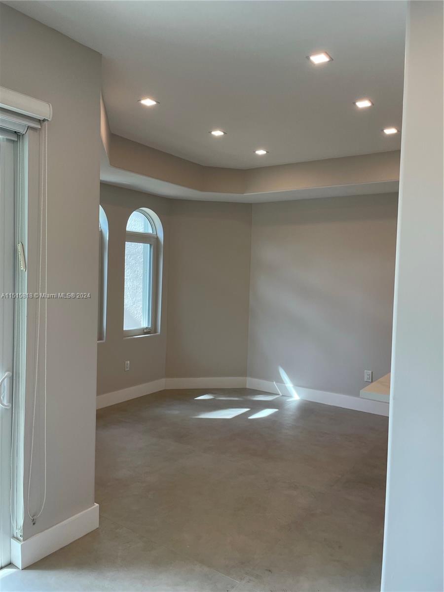 AVENTURA LAKES PHASE 1 - Residential