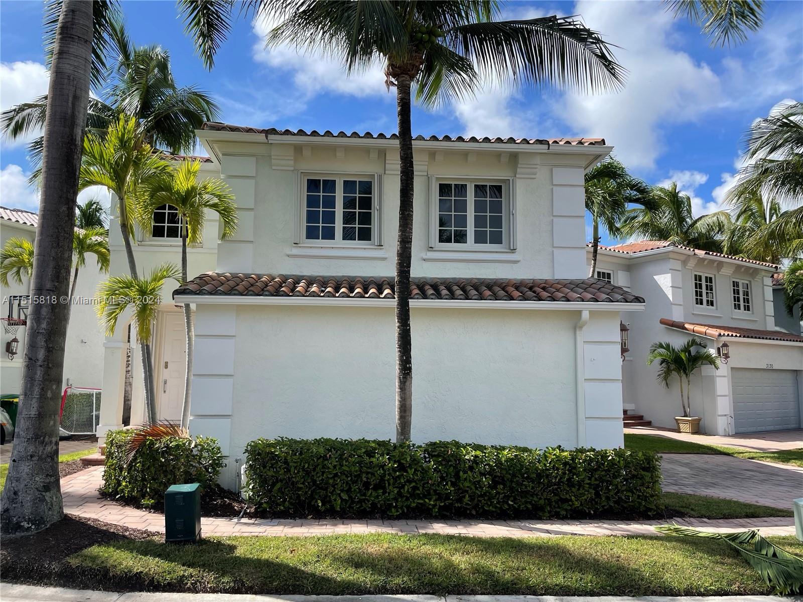 AVENTURA LAKES PHASE 1 - Residential