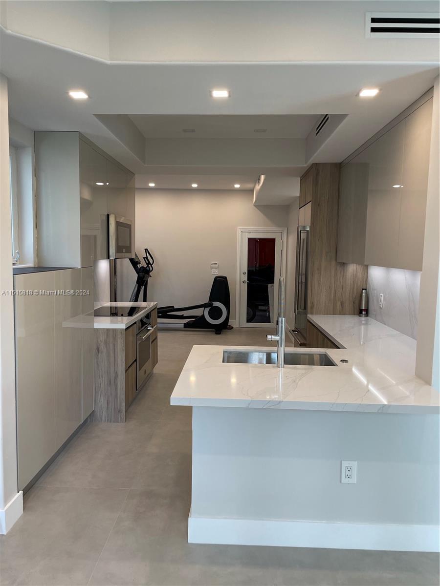 AVENTURA LAKES PHASE 1 - Residential