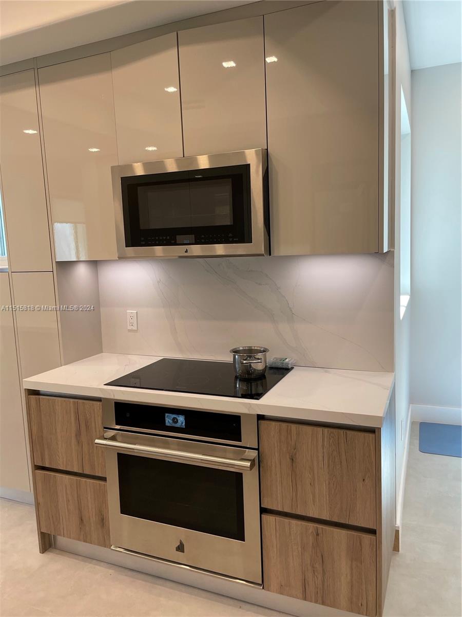 AVENTURA LAKES PHASE 1 - Residential