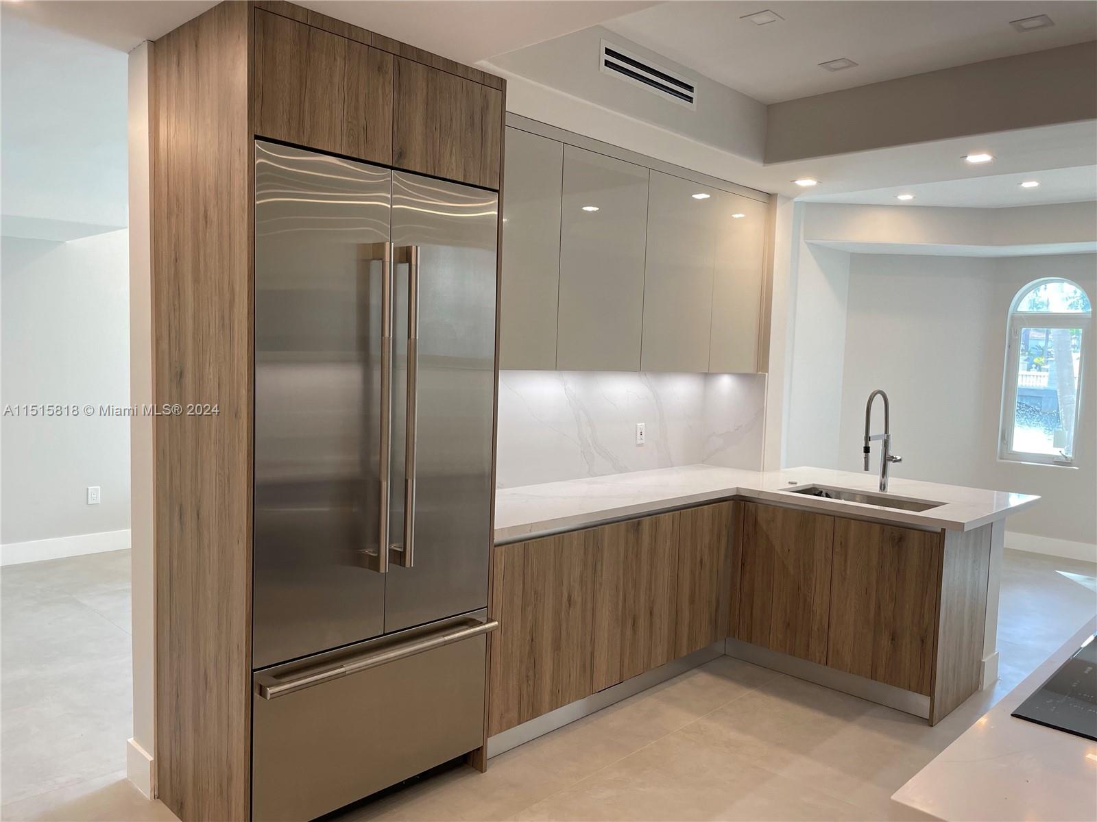 AVENTURA LAKES PHASE 1 - Residential