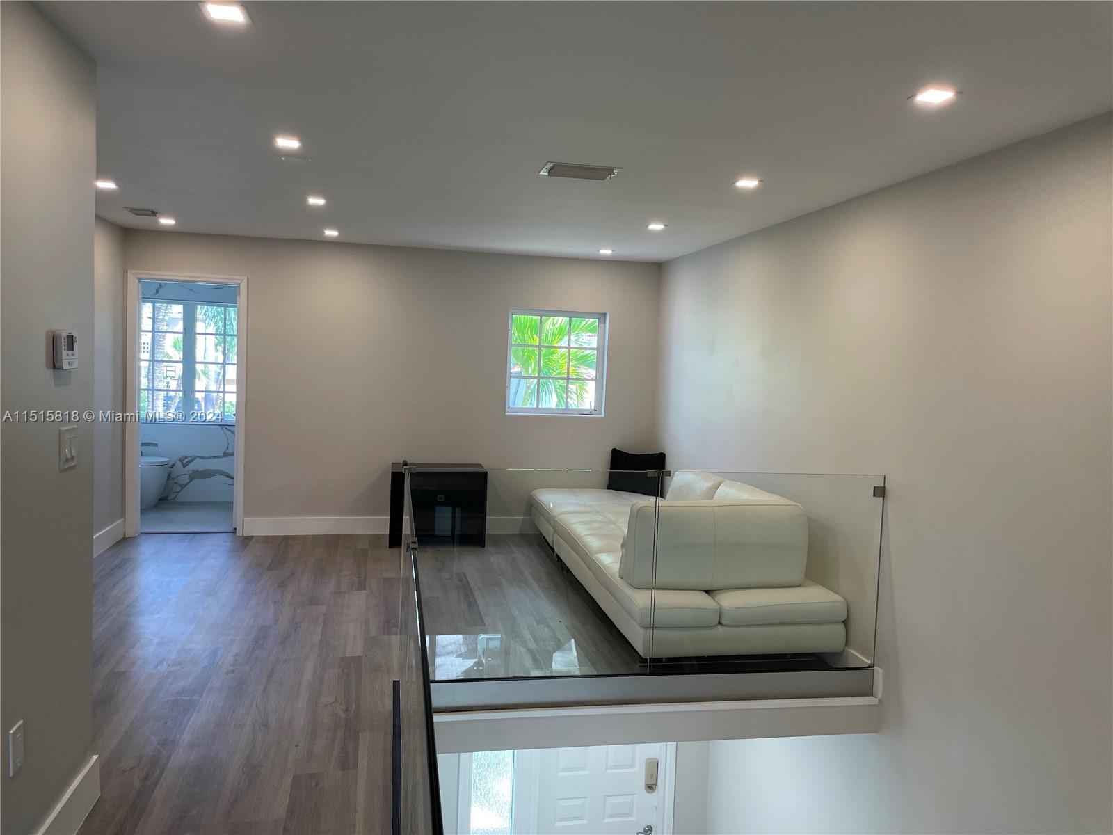 AVENTURA LAKES PHASE 1 - Residential