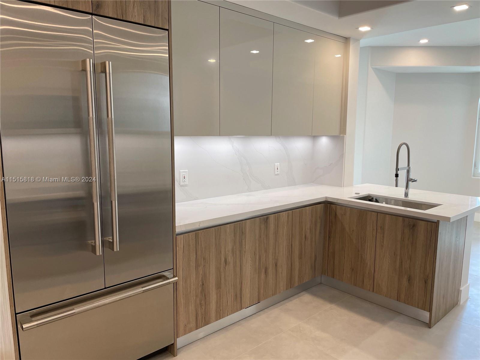 AVENTURA LAKES PHASE 1 - Residential