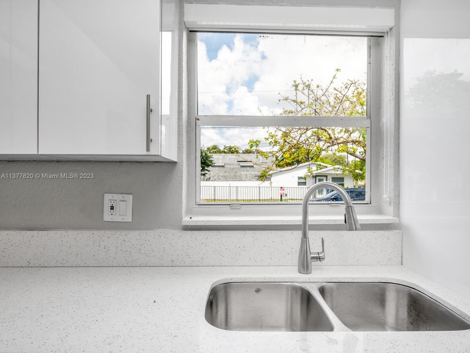 BUENA VISTA HEIGHTS ADDN - Residential Lease