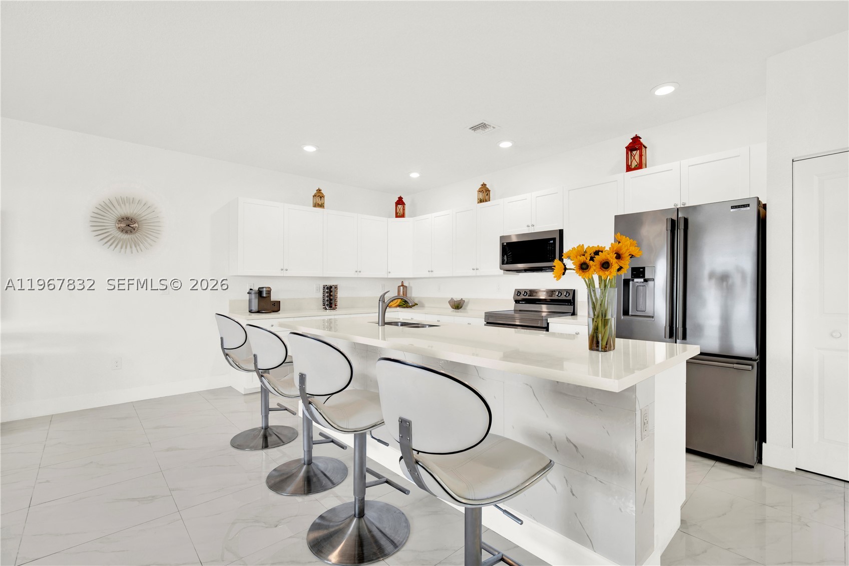VILHEN DRIVE ESTATES - Residential