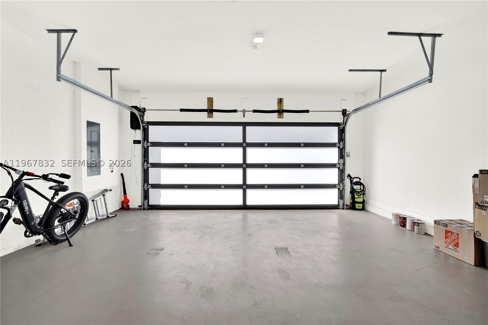VILHEN DRIVE ESTATES - Residential