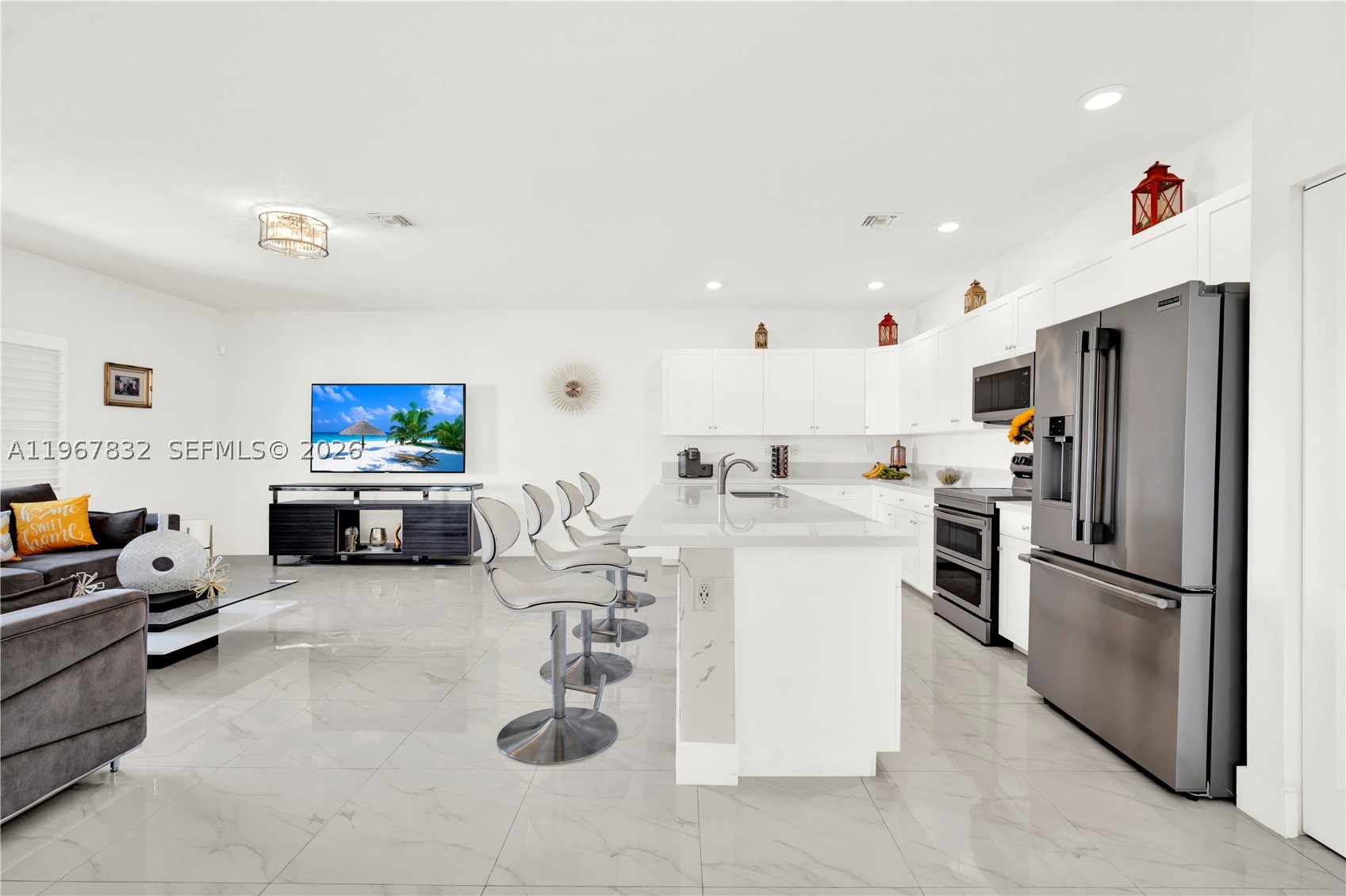 VILHEN DRIVE ESTATES - Residential