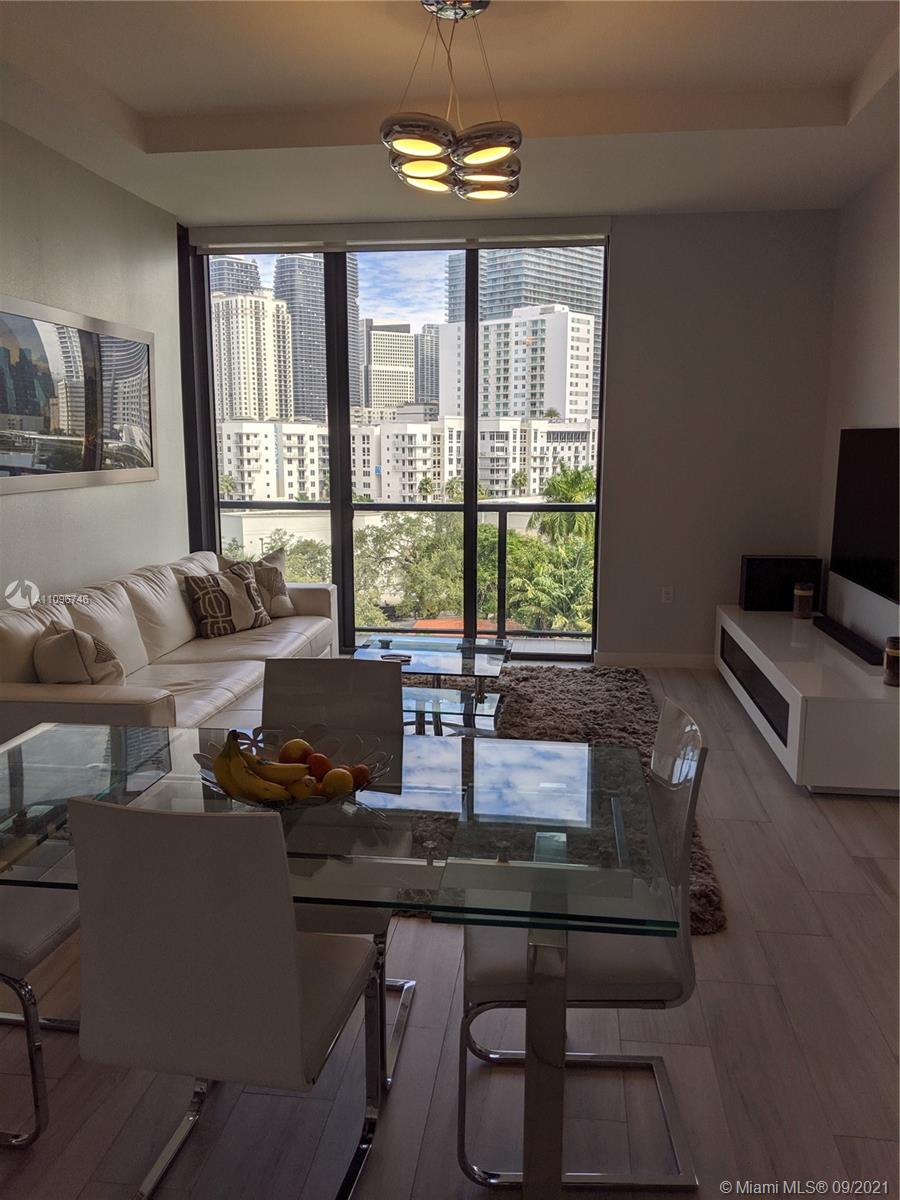CASSA BRICKELL - Residential