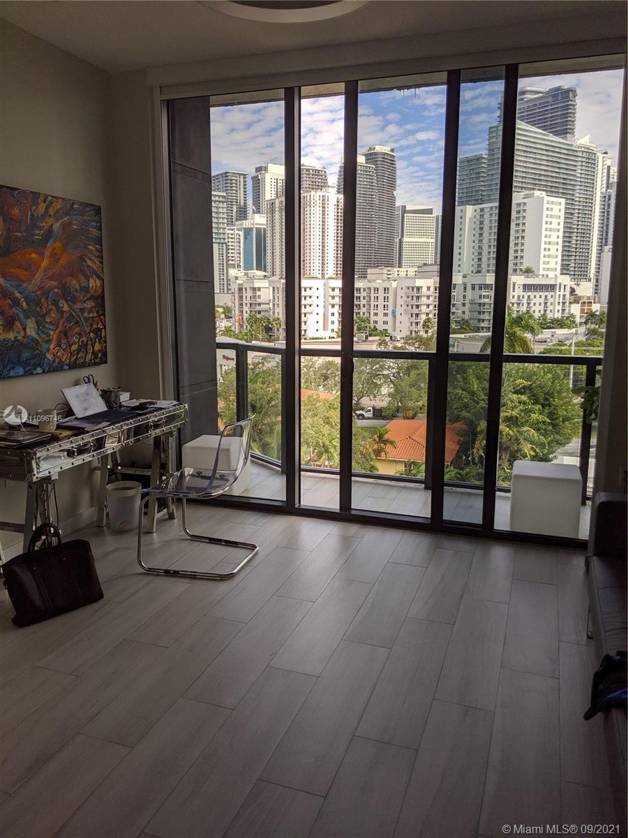 CASSA BRICKELL - Residential