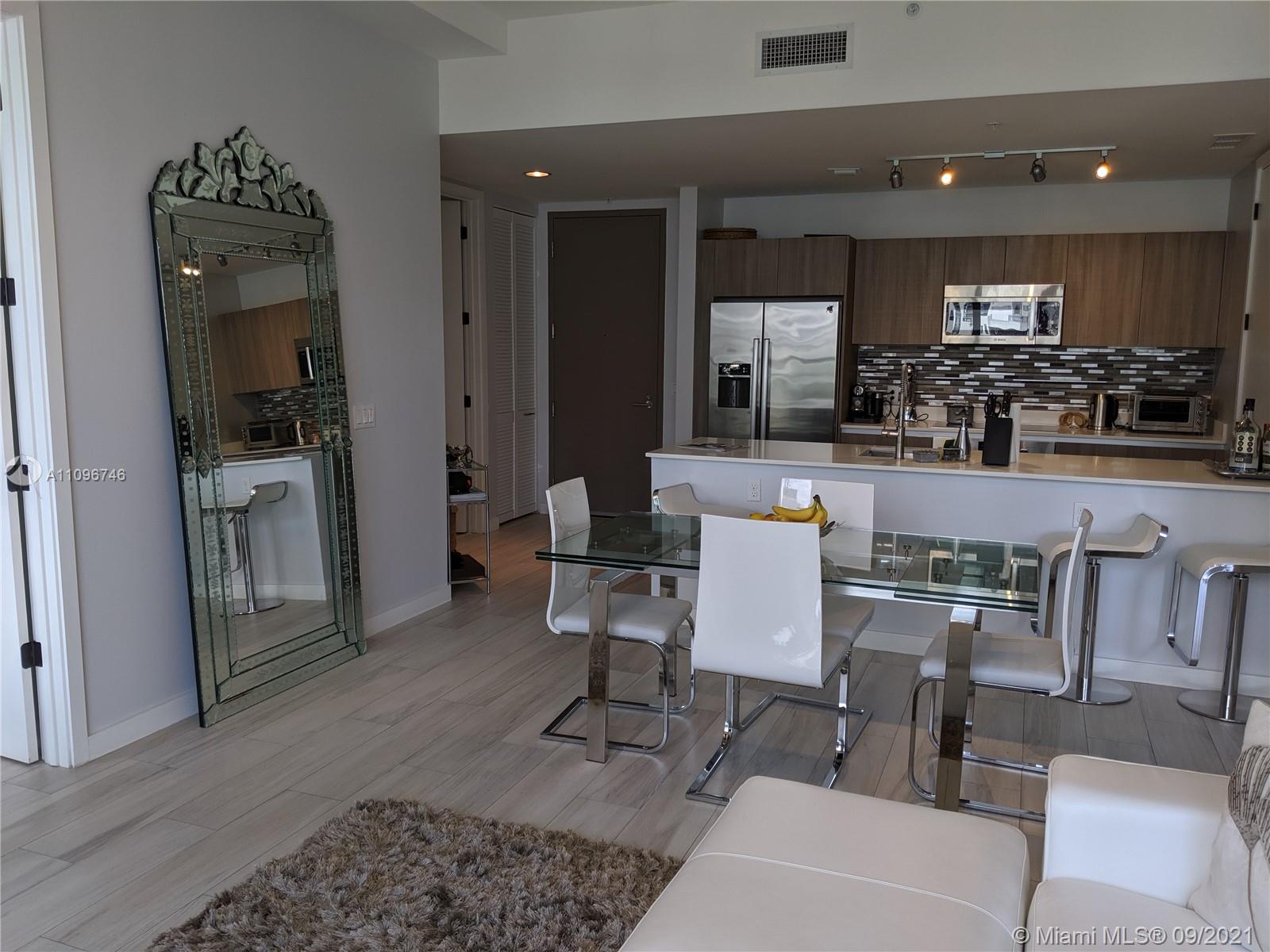 CASSA BRICKELL - Residential