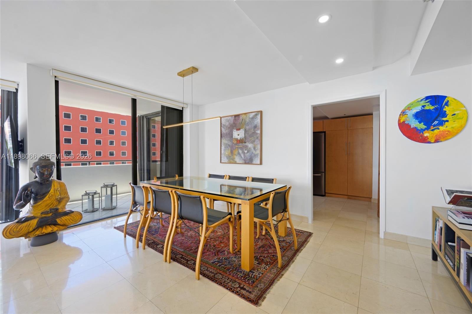 VILLA REGINA CONDO - Residential