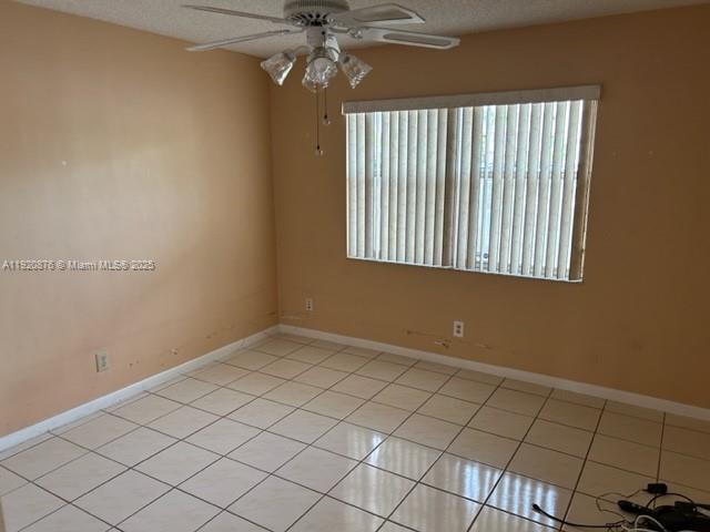 SUNRISE LAKES 212 CONDO - Residential
