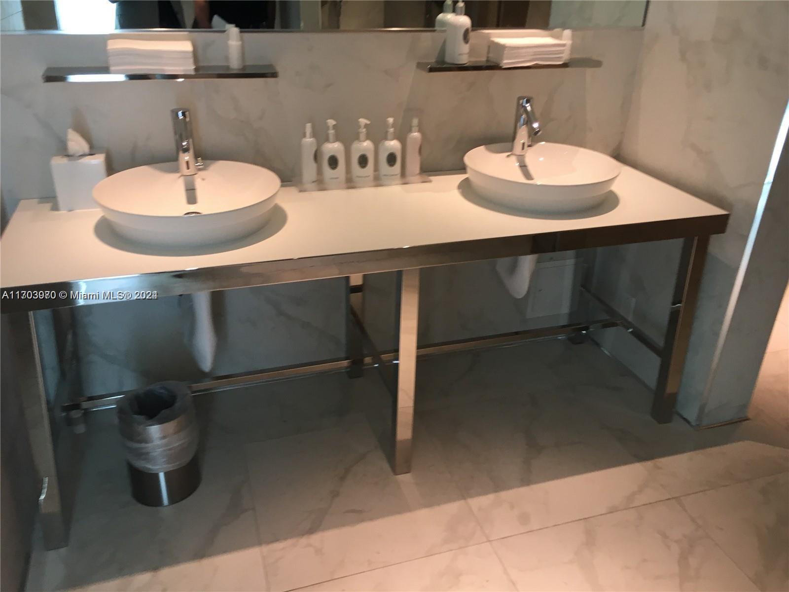 1300 S MIAMI AVENUE CONDO - Residential Lease