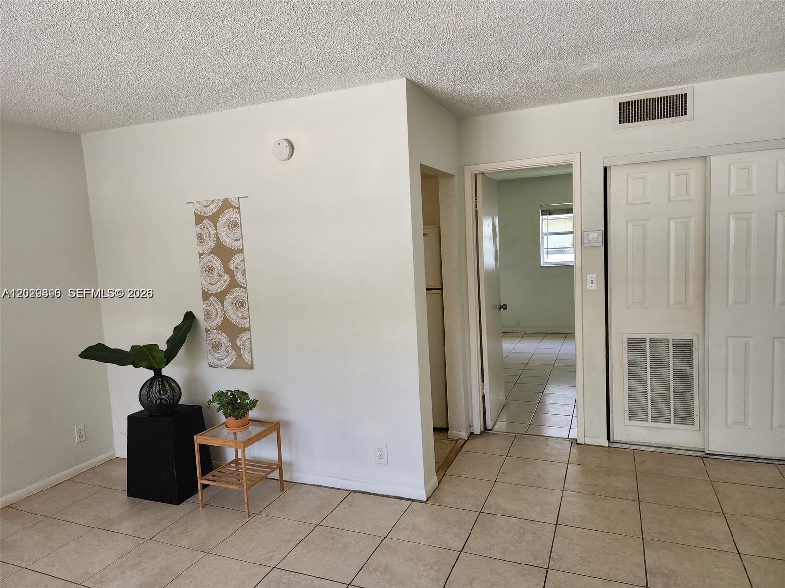OCEAN DRIVE ESTATES CONDO - Residential Lease