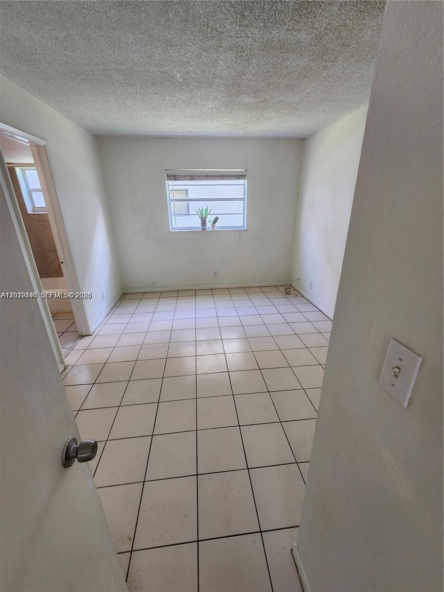 OCEAN DRIVE ESTATES CONDO - Residential Lease