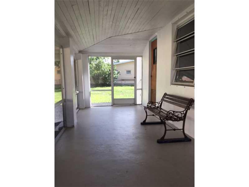 HALLANDALE PARK NO 2 6-8 - Residential