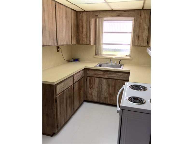 HALLANDALE PARK NO 2 6-8 - Residential