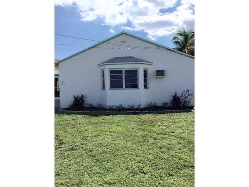HALLANDALE PARK NO 2 6-8 - Residential