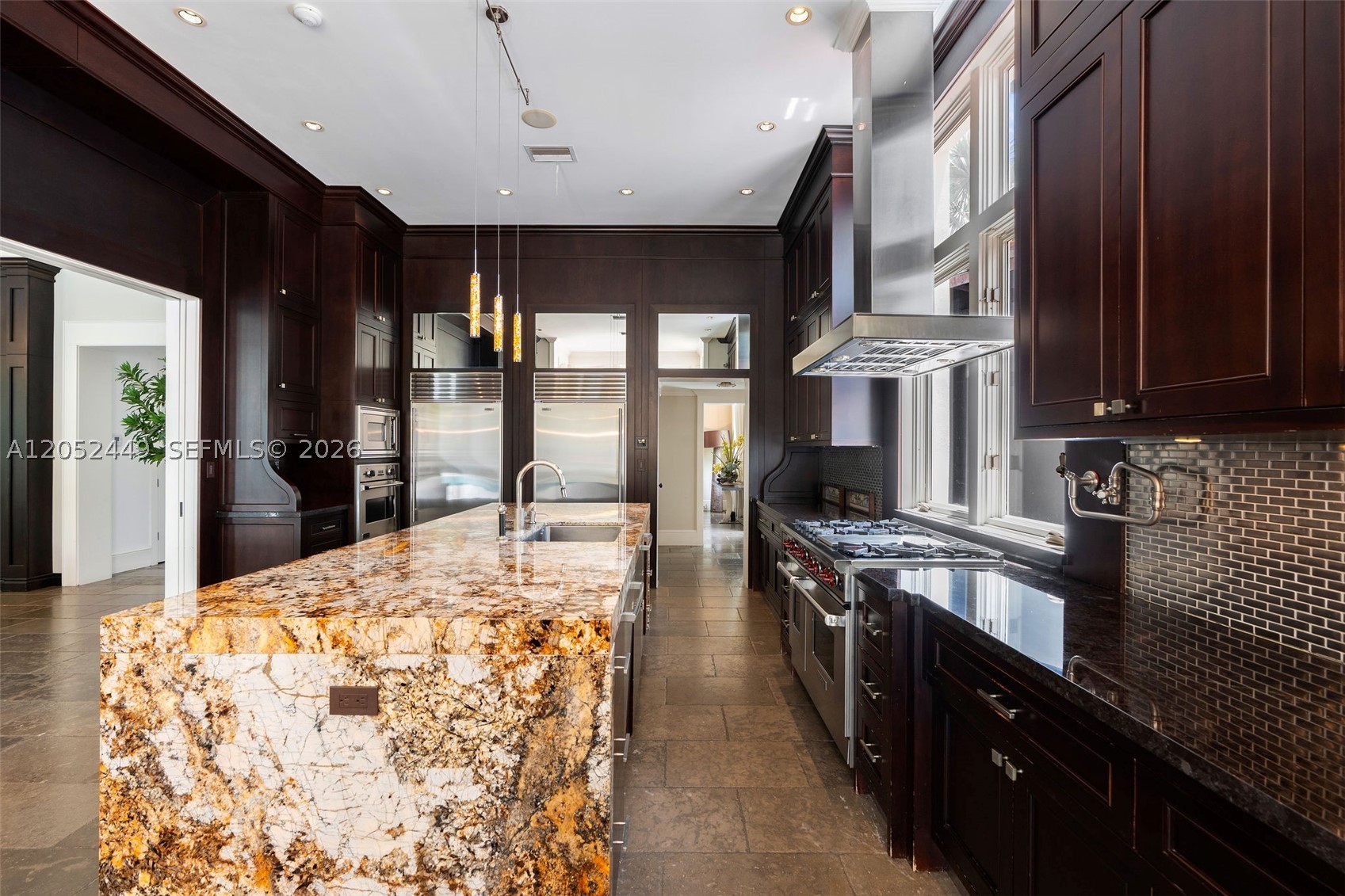 RIDGELINE ESTATES - Residential