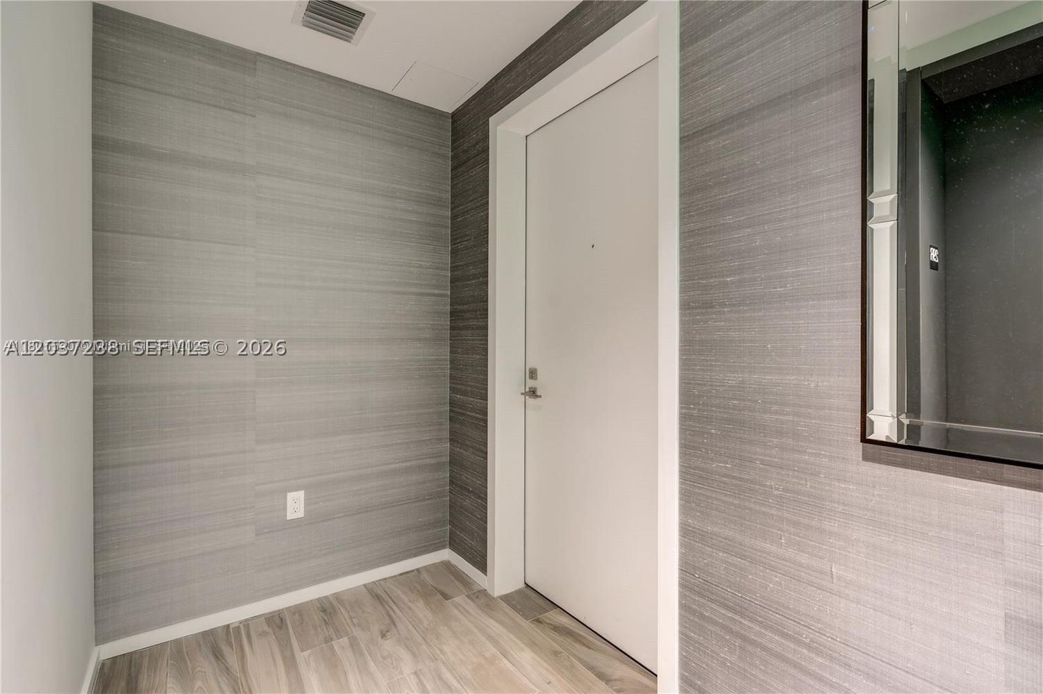 801 SMA RESIDENCES CONDO - Residential Lease
