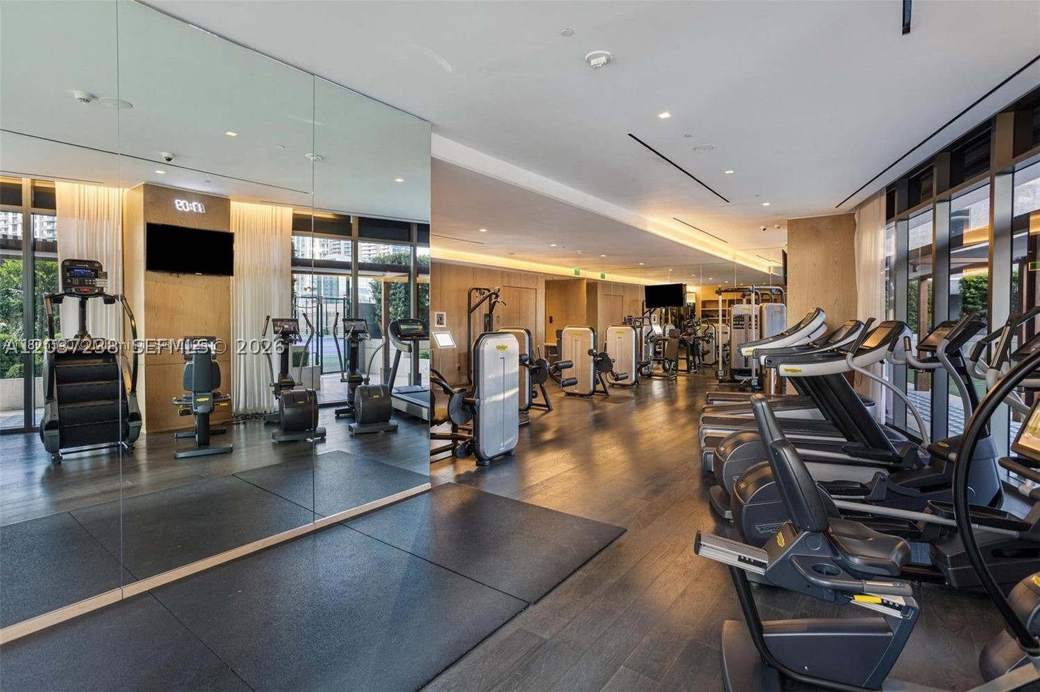 801 SMA RESIDENCES CONDO - Residential Lease