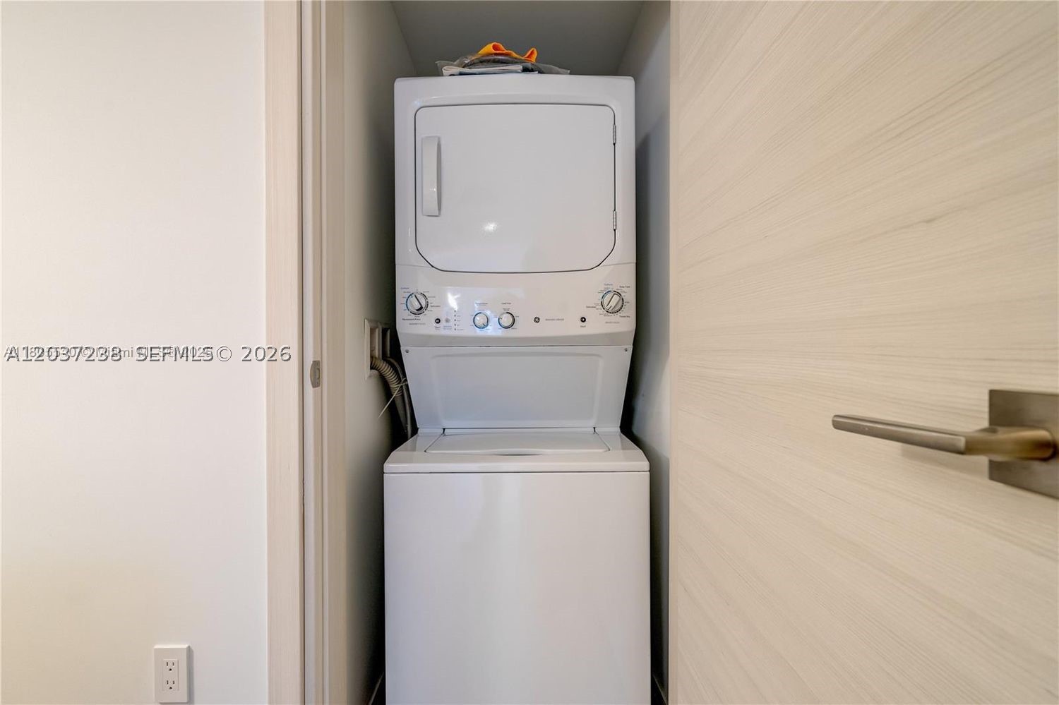 801 SMA RESIDENCES CONDO - Residential Lease