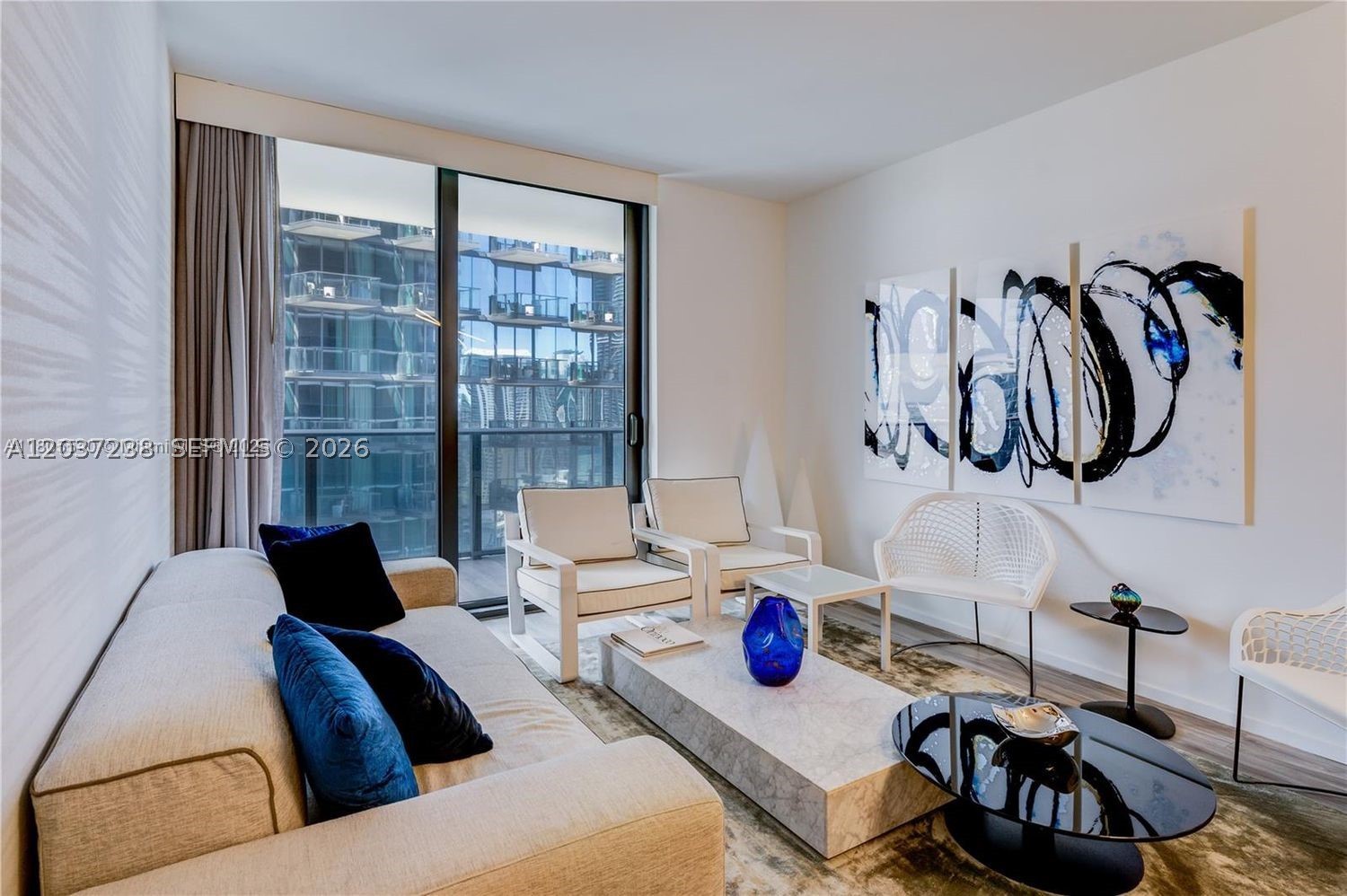 801 SMA RESIDENCES CONDO - Residential Lease