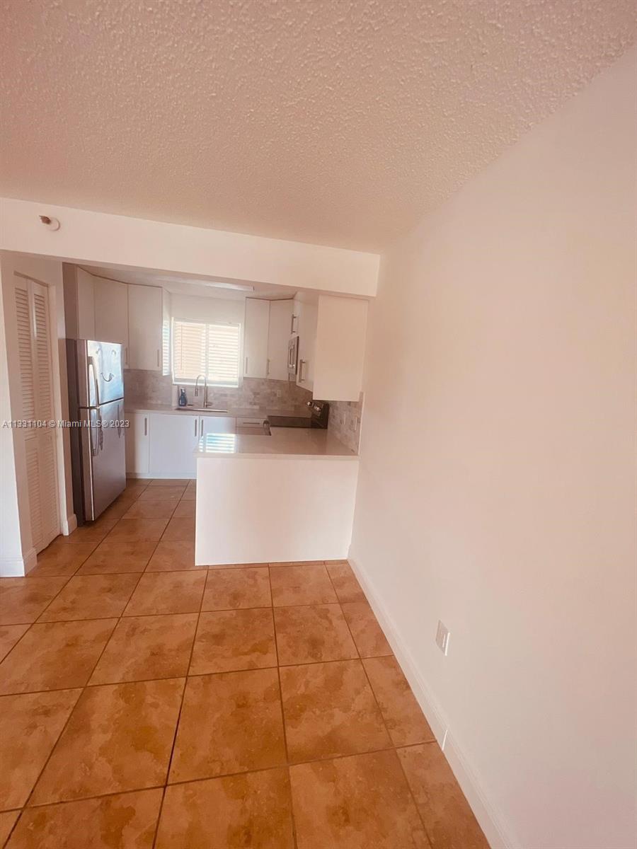 VILLA VERANDA CONDO - Residential Lease