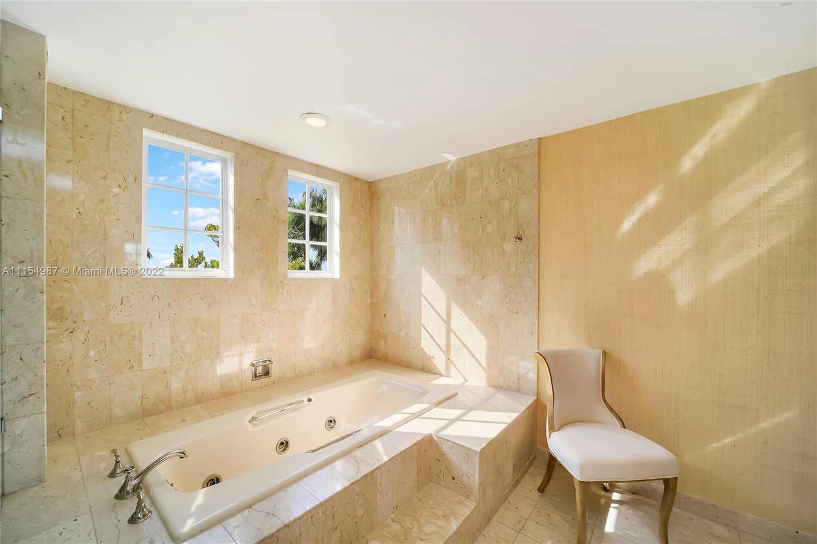 OCEANSIDE @ FISHER ISL CO - Residential
