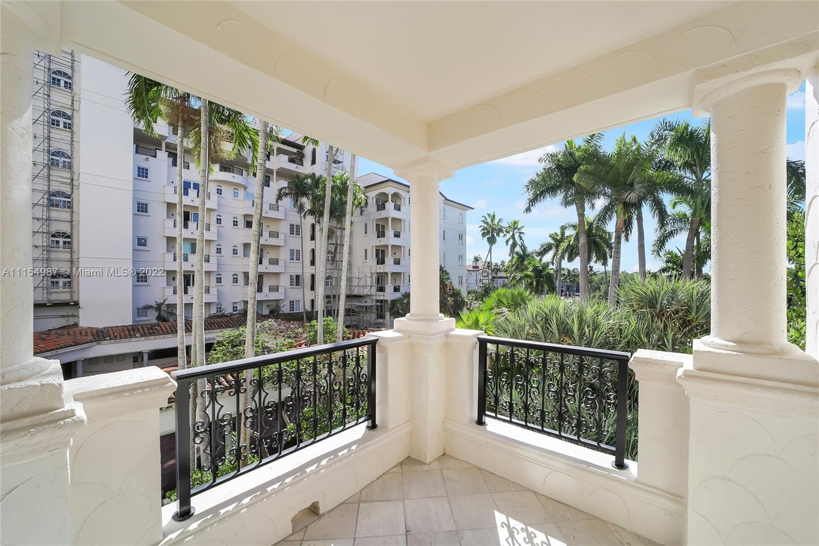 OCEANSIDE @ FISHER ISL CO - Residential