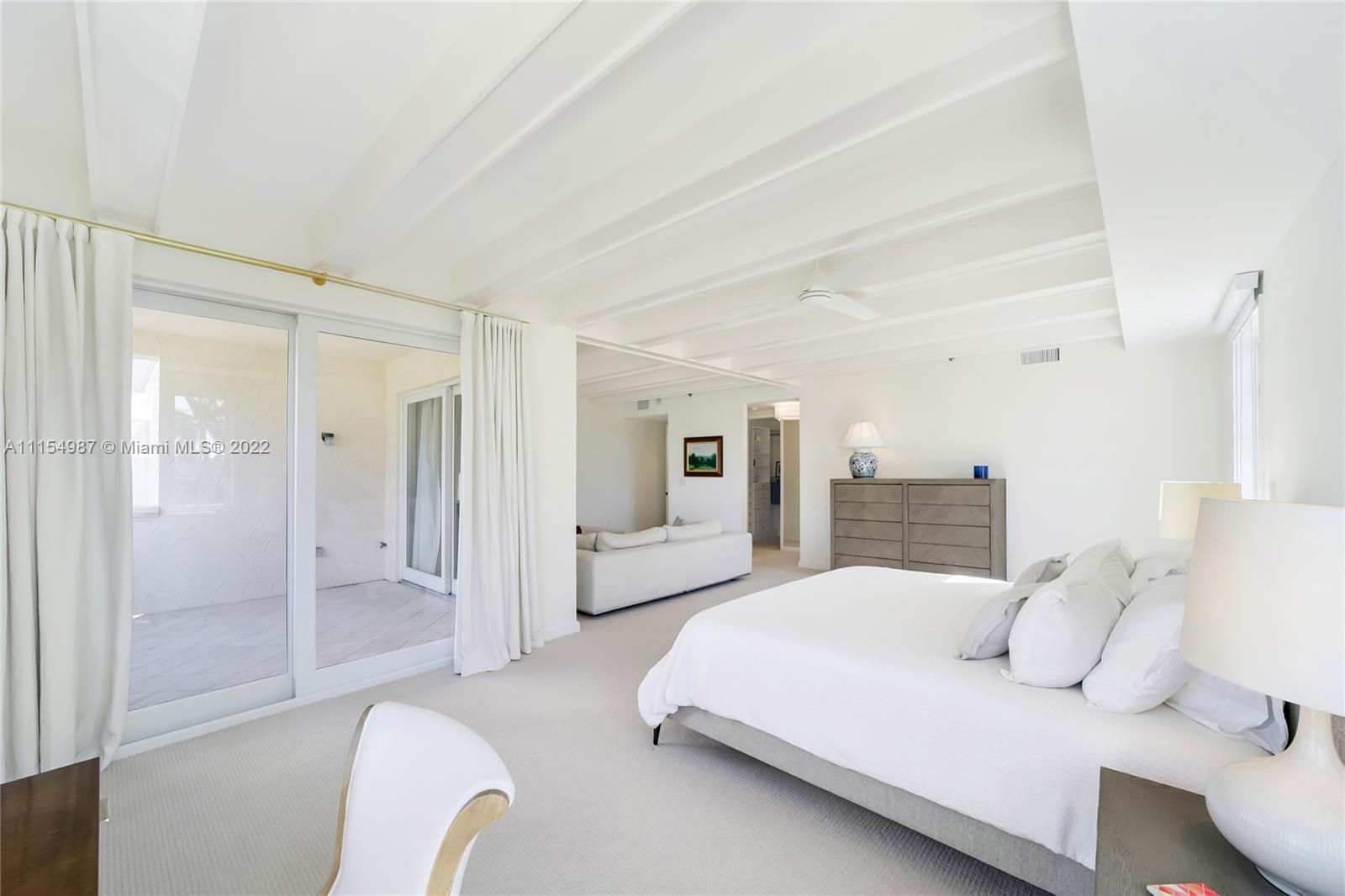 OCEANSIDE @ FISHER ISL CO - Residential