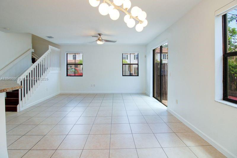 SILVER PALM EAST SEC THRE - Residential Lease
