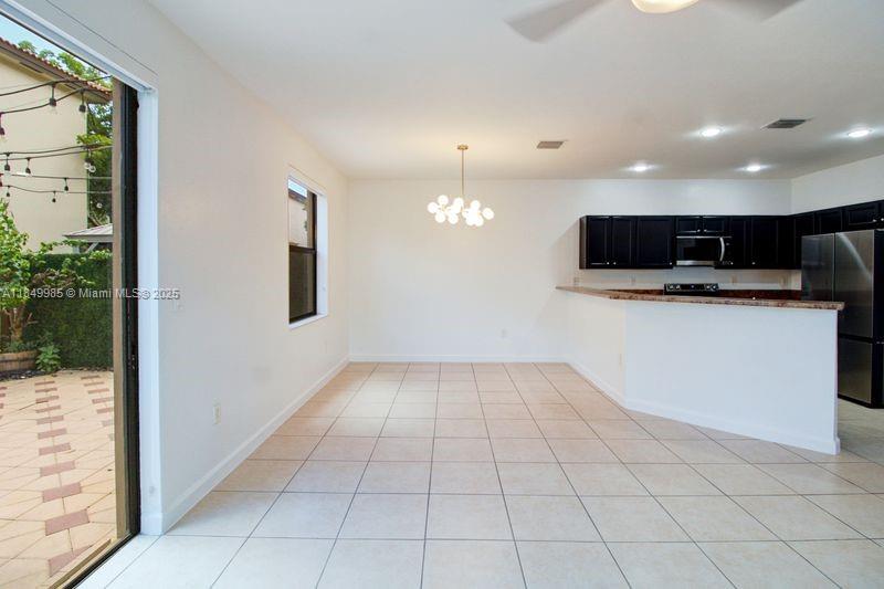 SILVER PALM EAST SEC THRE - Residential Lease