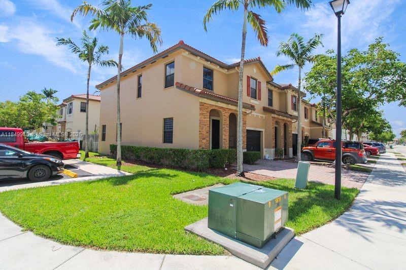 SILVER PALM EAST SEC THRE - Residential Lease