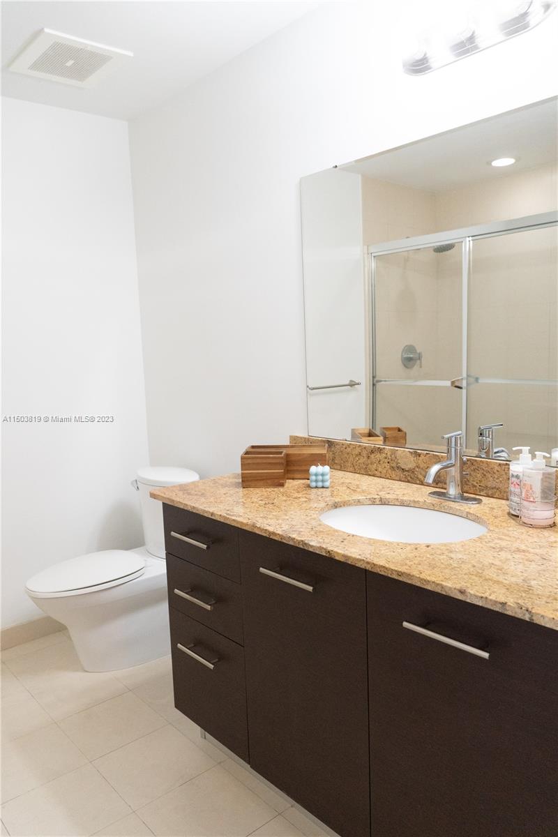 UPTOWN MARINA LOFTS CONDO - Residential Lease