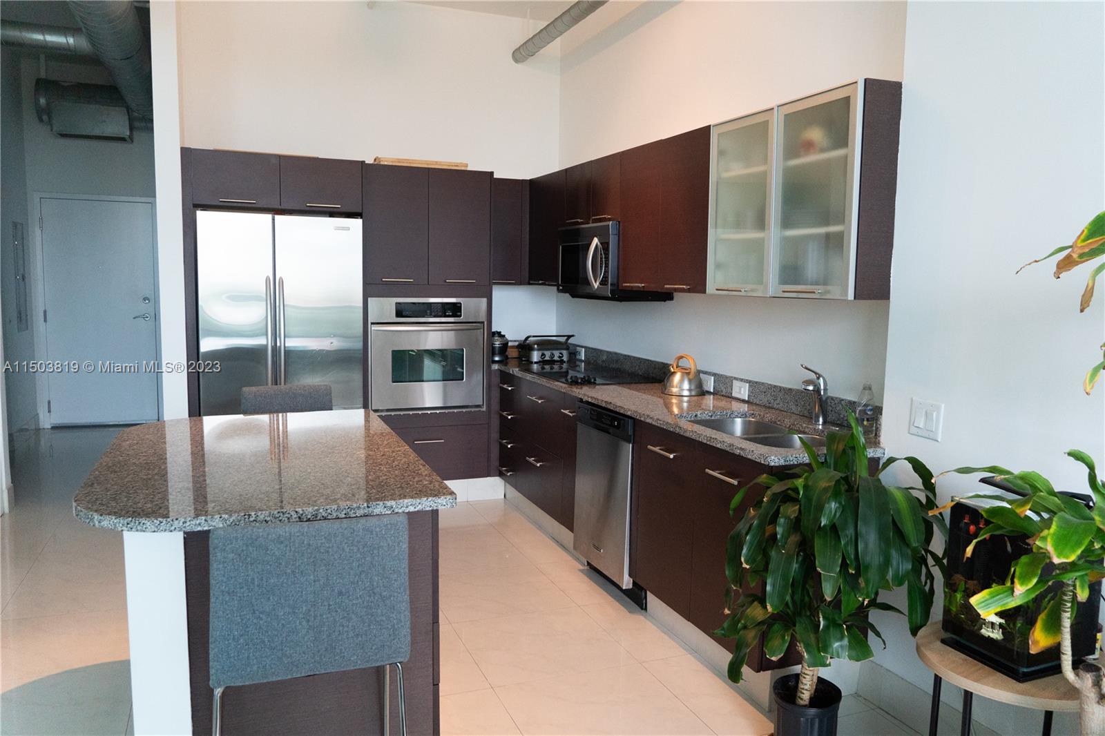 UPTOWN MARINA LOFTS CONDO - Residential Lease