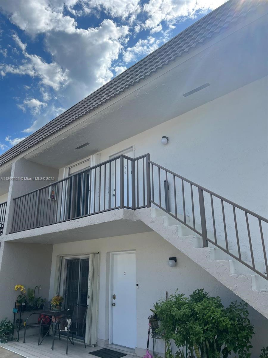 GREENTREE CONDO - Residential Lease