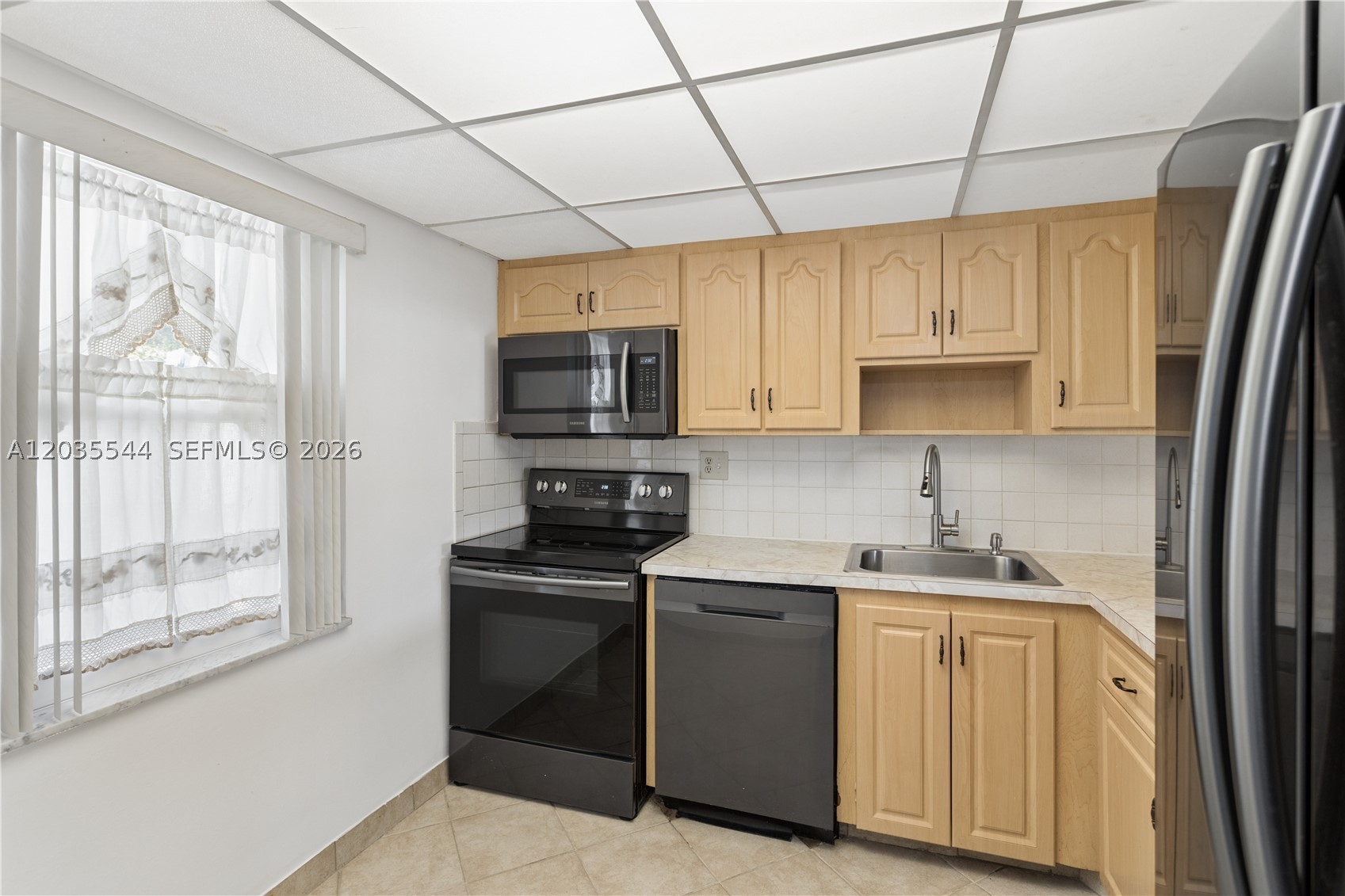 ORIOLE GOLF & TENNIS CLUB - Residential