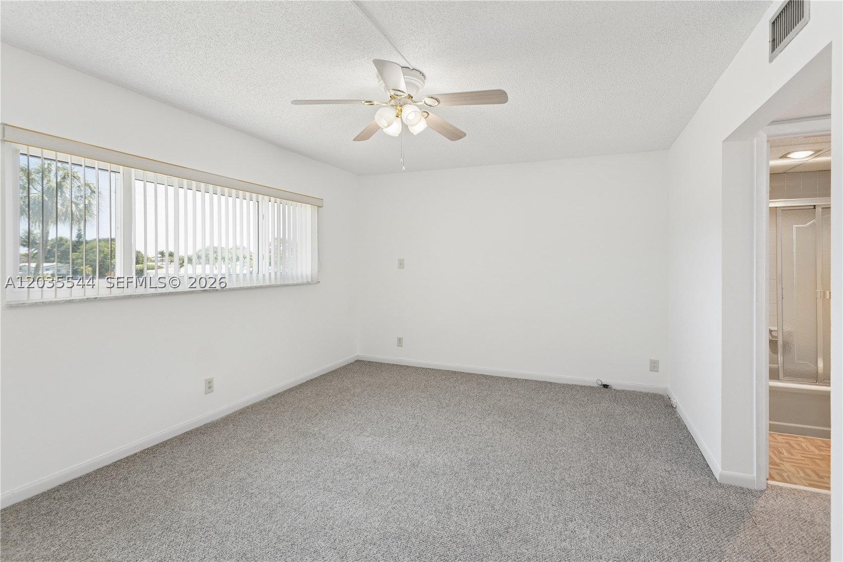 ORIOLE GOLF & TENNIS CLUB - Residential