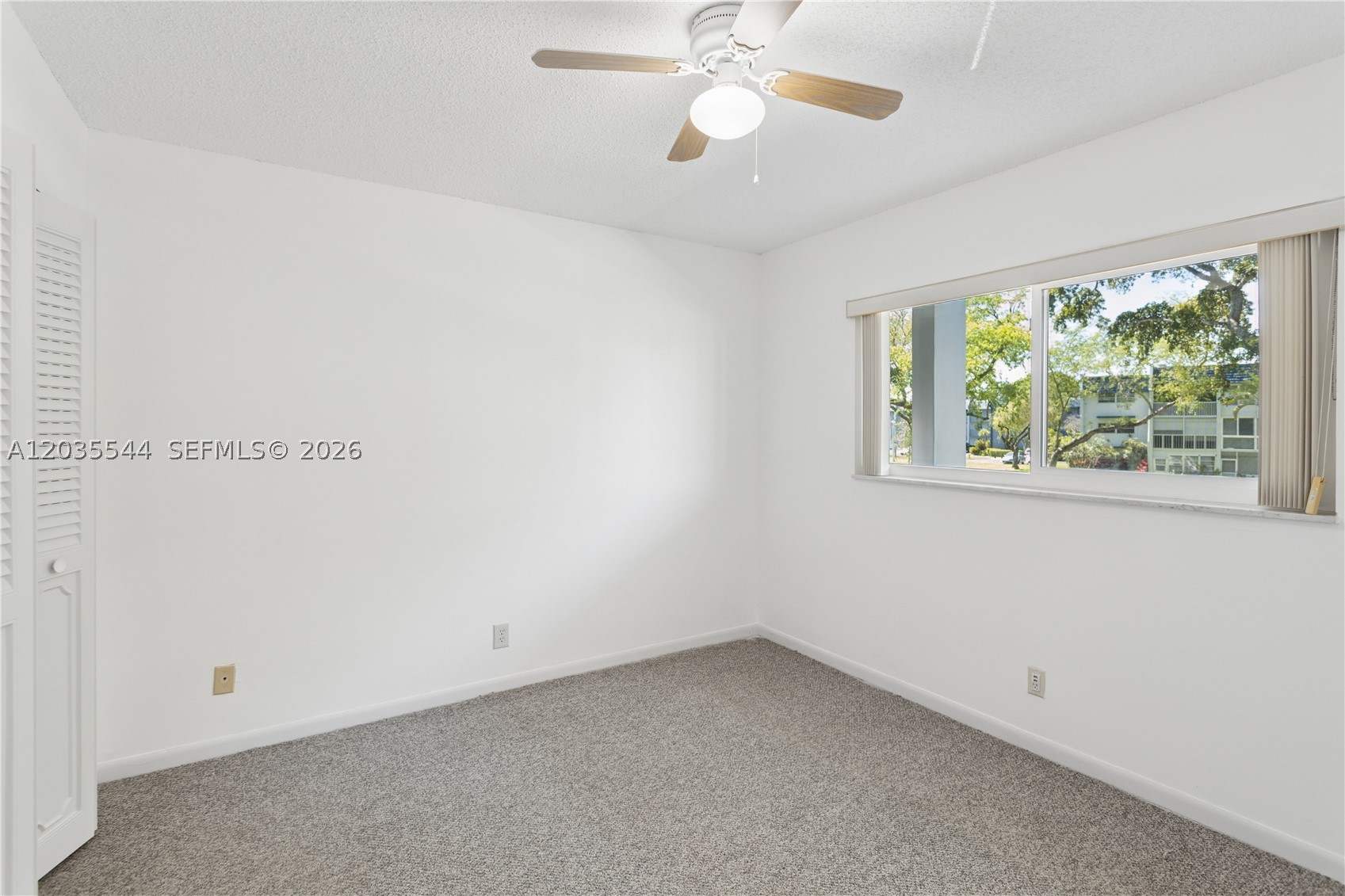 ORIOLE GOLF & TENNIS CLUB - Residential