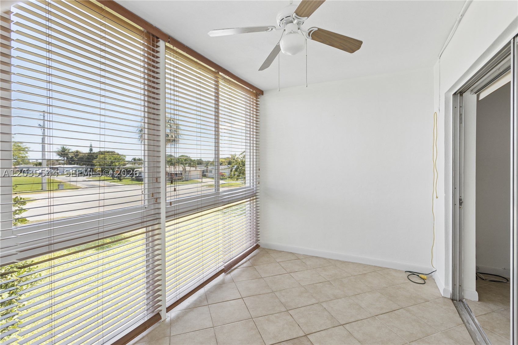 ORIOLE GOLF & TENNIS CLUB - Residential